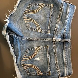HOLLISTER SHORTS